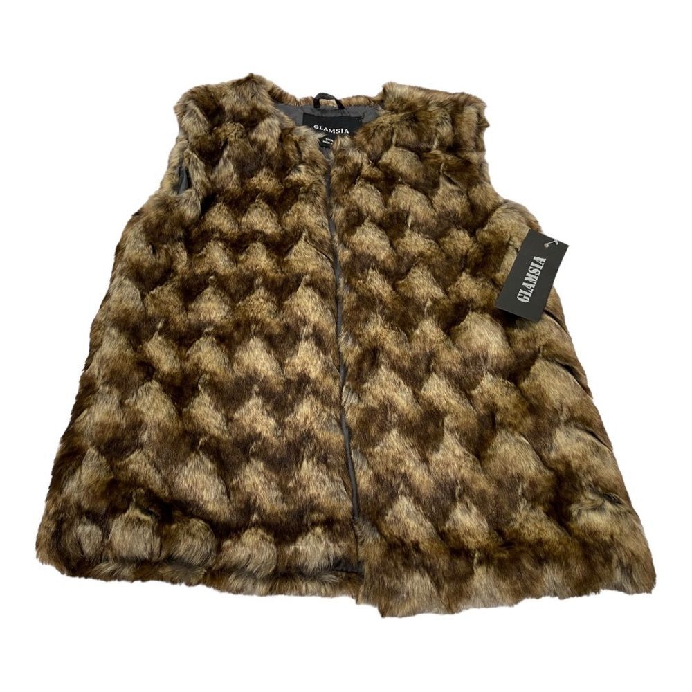 NWT BUCKLE GLAMSIA Small Faux Fur Vest